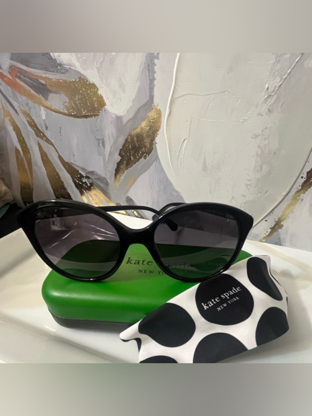 🛍️NWT Kate Spade Women’s Black Sunglasses